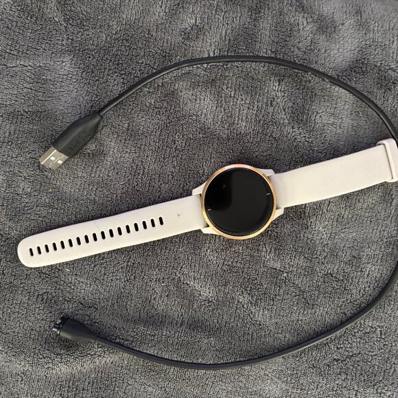 Garmin Smart Watch Venu HR GPS - Rose Gold - Picture 3 of 13